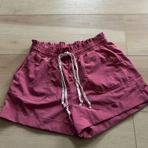 Women's Zella Pink Casual Shorts size m